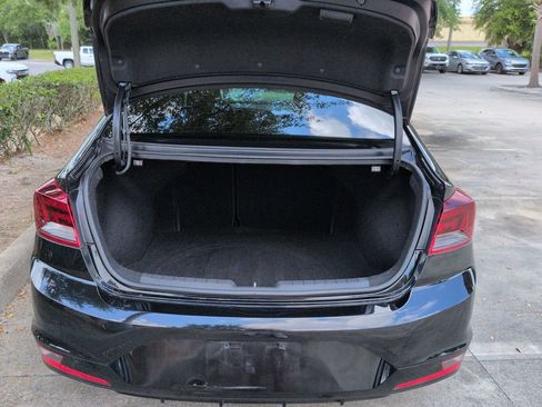 Used 2020 Hyundai Elantra SEL w/ Cargo Package (C1) FWD image 22