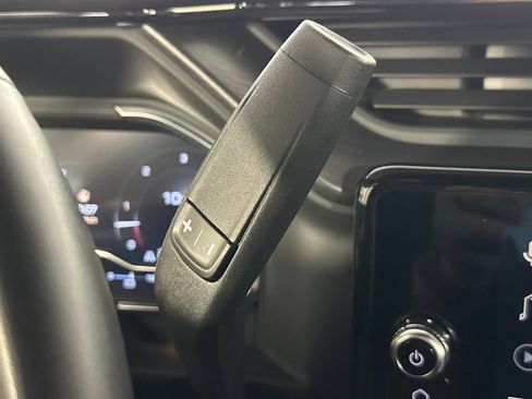 Used 2025 GMC Sierra 3500 AT4 w/ AT4 Premium Plus Package AWD/4WD image 21
