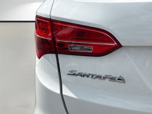 Used 2015 Hyundai Santa Fe Sport FWD image 9