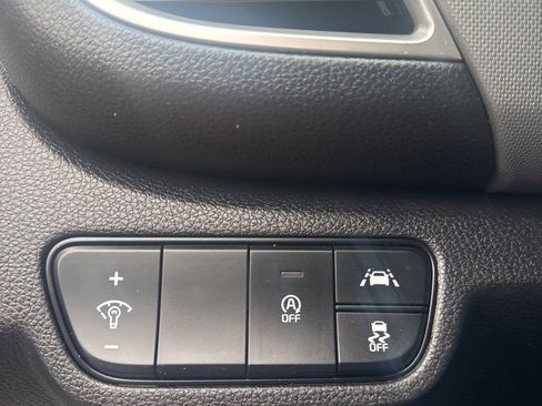 Used 2023 Kia Seltos LX image 20