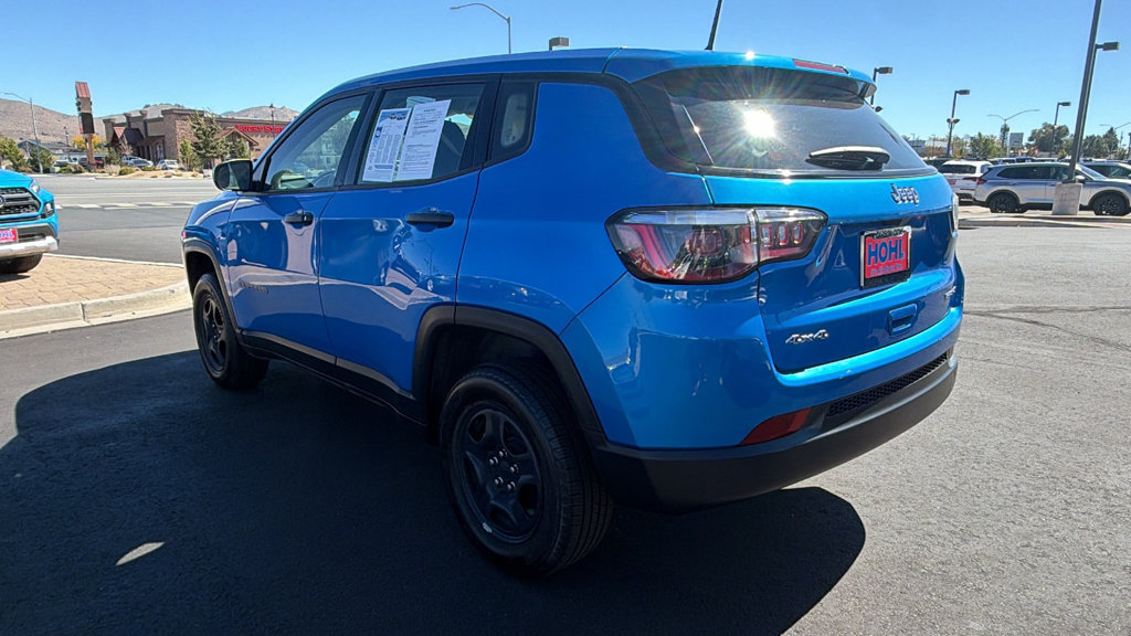 Used 2018 Jeep Compass Sport AWD/4WD image 5