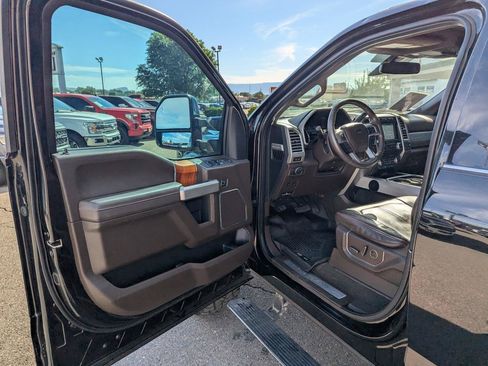 Used 2017 Ford F250 King Ranch w/ King Ranch Ultimate Package AWD/4WD image 10