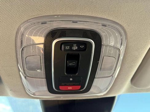 Used 2023 Hyundai Elantra Limited FWD image 24