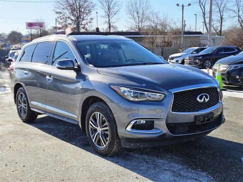 Used 2019 INFINITI QX60 Luxe w/ Essential Package image 7