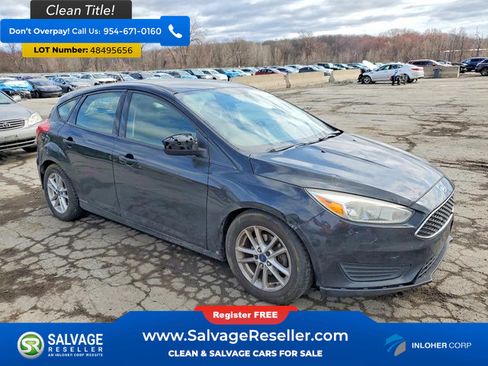 Used 2015 Ford Focus SE w/ Reverse Sensing Package FWD image 5
