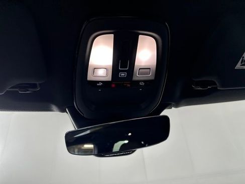 Used 2023 Volvo XC90 B6 Ultimate image 24