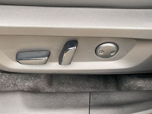 New 2026 Mitsubishi Outlander LE AWD/4WD image 19