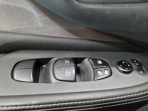 Used 2021 Nissan Murano S AWD/4WD image 27