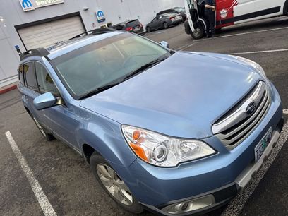 Used 2010 Subaru Outback 3.6R Limited w/ Popular Equipment Group 1B