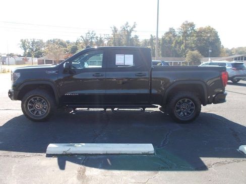 Used 2024 GMC Sierra 1500 AT4X image 8