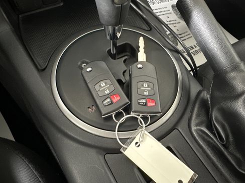 Used 2013 MAZDA MX-5 Miata Club image 19