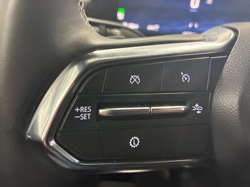 Used 2026 Chevrolet Traverse LT AWD/4WD image 26