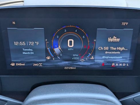 Used 2025 Chevrolet Traverse Z71 image 24