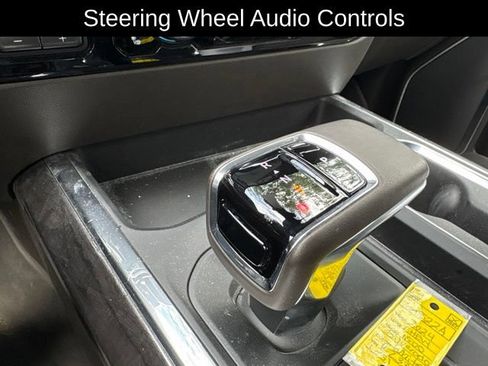 Used 2024 Chevrolet Silverado 1500 LTZ AWD/4WD image 16