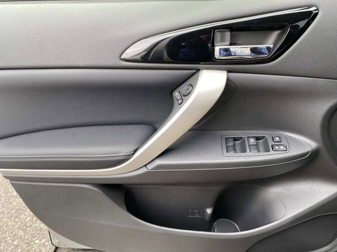 Used 2024 Mitsubishi Eclipse Cross SE image 23