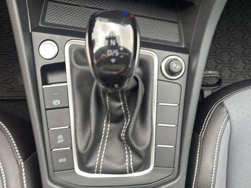New 2026 Volkswagen Jetta SE FWD image 27