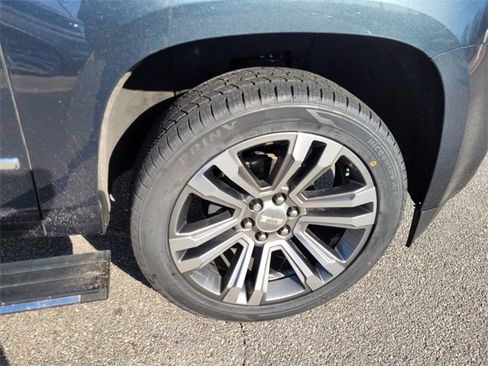 Used 2019 GMC Yukon Denali w/ Denali Ultimate Package image 16