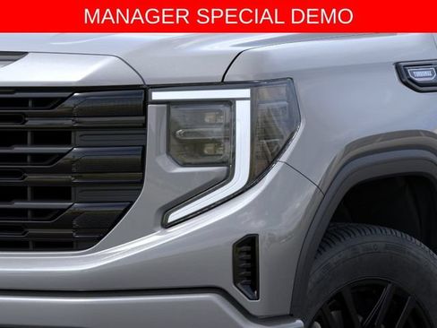 Used 2026 GMC Sierra 1500 Elevation AWD/4WD image 10