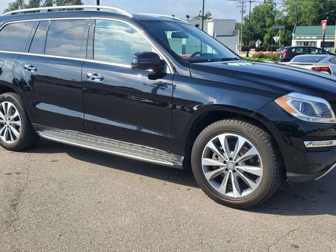 Used 2015 Mercedes-Benz GL 450 4MATIC image 4