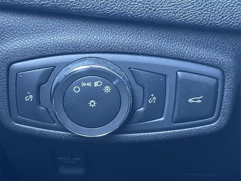 Used 2019 Lincoln MKC Premiere image 15