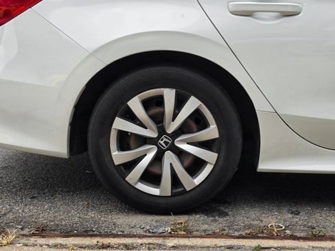Used 2022 Honda Civic LX image 12