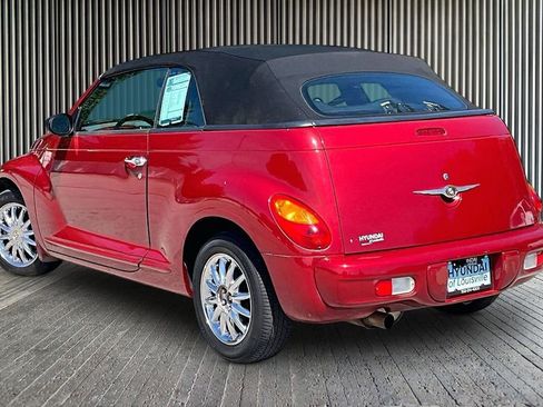 Used 2005 Chrysler PT Cruiser Touring FWD image 3
