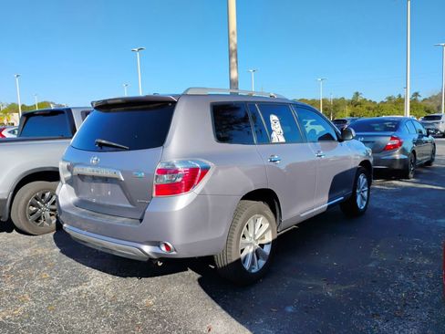 Used 2010 Toyota Highlander Limited image 3