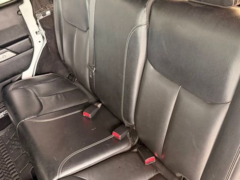Used 2017 Jeep Wrangler Unlimited Rubicon AWD/4WD image 44