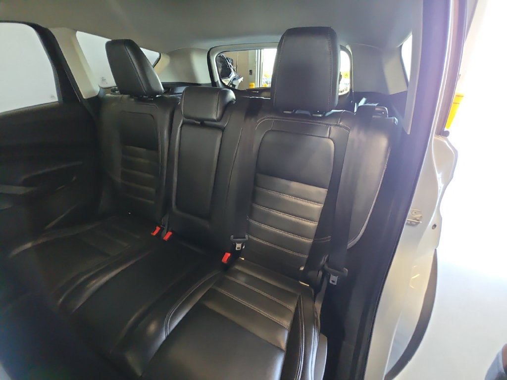 Used 2019 Ford Escape Titanium w/ U9j03 - Titanium Tow Package AWD/4WD image 28