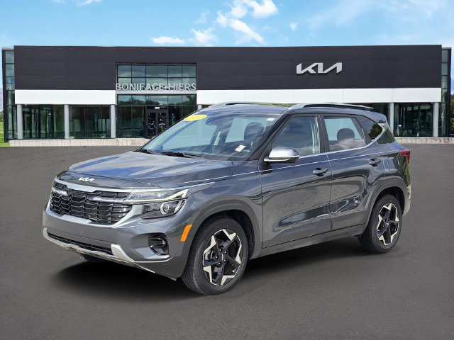 Certified 2024 Kia Seltos EX FWD image 2