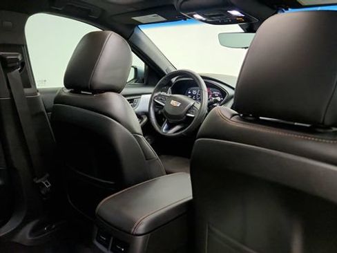 Used 2023 Cadillac CT5 V w/ Premium Package RWD image 42