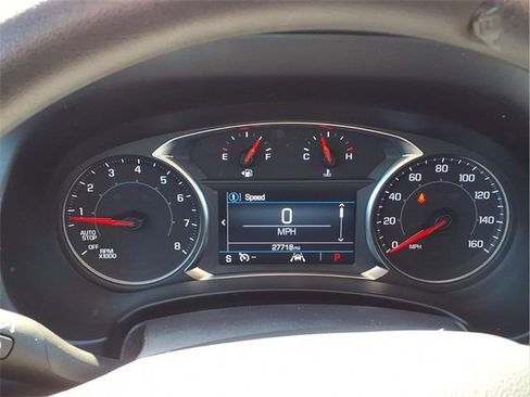 Used 2024 GMC Terrain SLE image 13