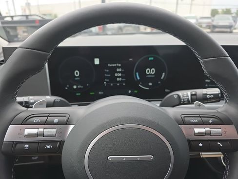 New 2025 Hyundai Sonata Limited image 24