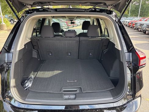 New 2026 Nissan Rogue S image 16