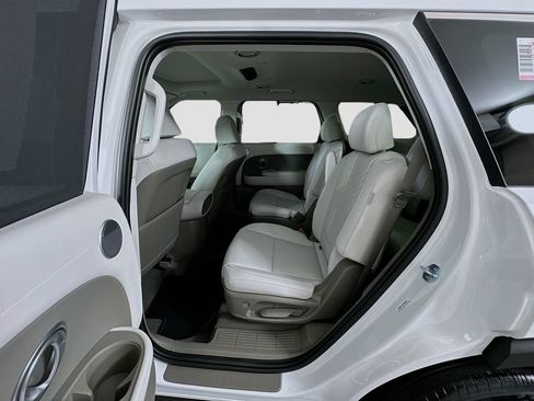 New 2026 Hyundai Palisade SEL w/ Tow & Go Package FWD image 17