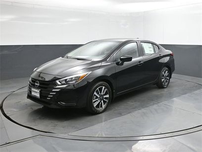 New 2025 Nissan Versa SV w/ Trunk Package