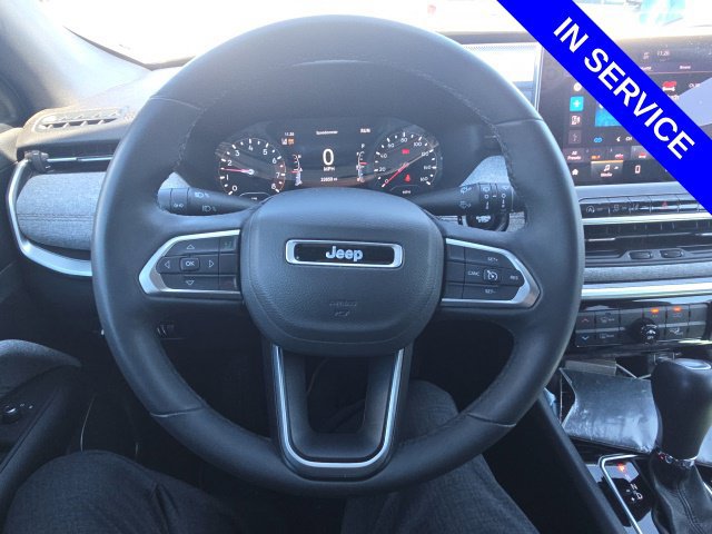 Used 2023 Jeep Compass Latitude AWD/4WD image 7