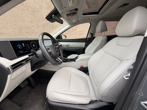 Used 2025 Hyundai Tucson SEL image 12