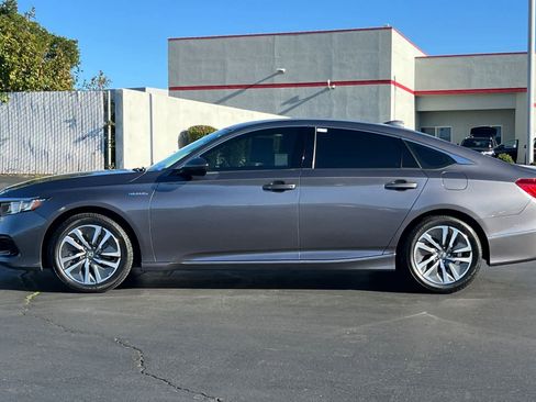Used 2021 Honda Accord EX image 9