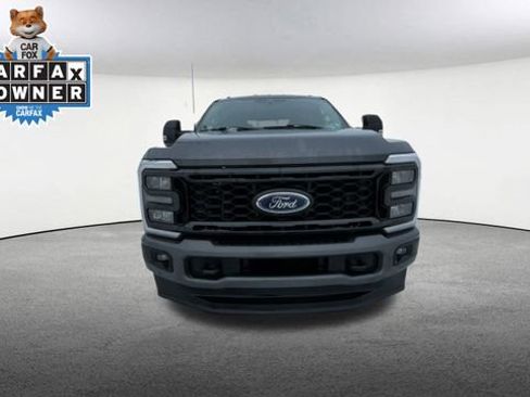 Used 2023 Ford F250 XL w/ STX Appearance Package image 3