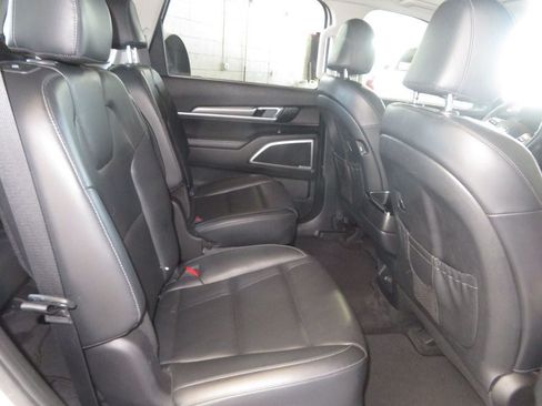 Used 2020 Kia Telluride S FWD image 29