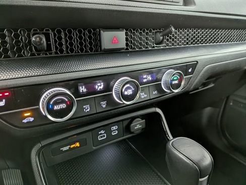 Used 2023 Honda CR-V Sport image 23