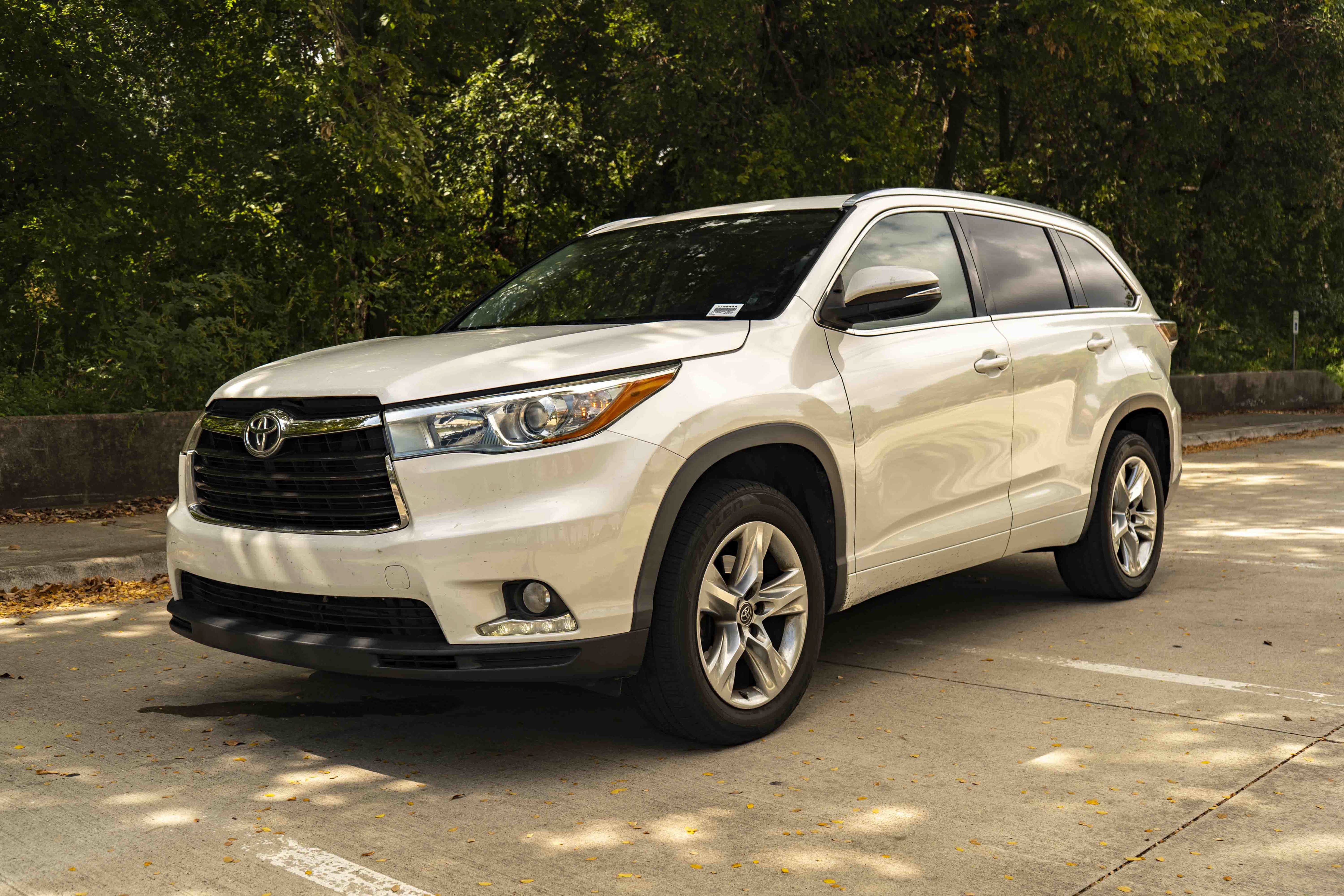 Used 2016 Toyota Highlander Limited FWD image 5