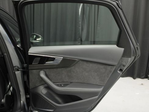 Used 2021 Audi S4 Prestige w/ Prestige Package image 26