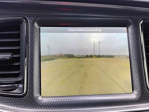 Used 2019 Dodge Challenger SRT Hellcat image 4