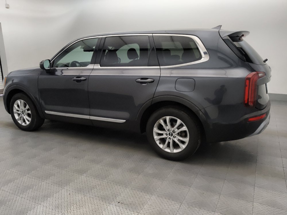 Used 2020 Kia Telluride LX FWD image 3