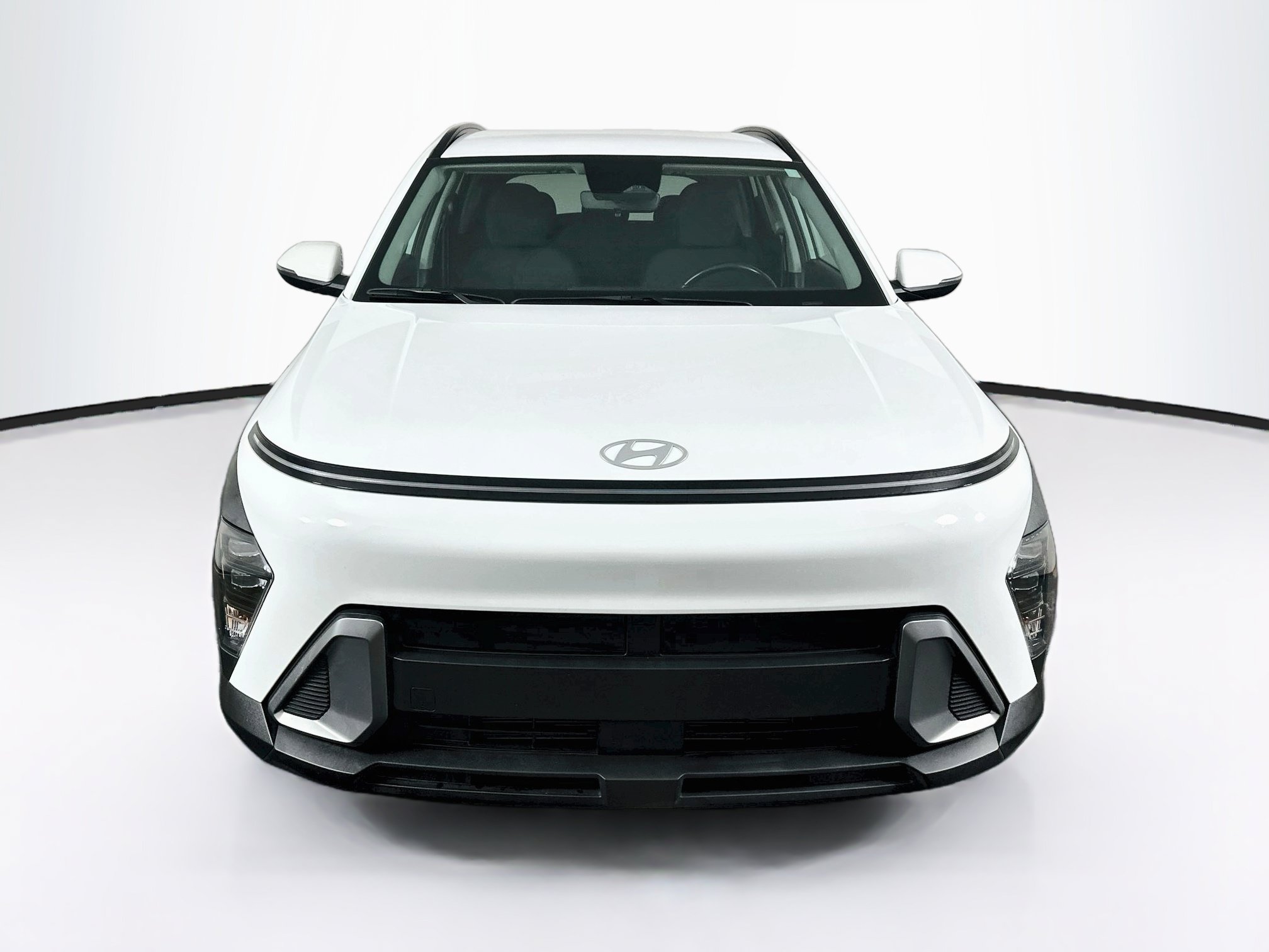 Used 2025 Hyundai Kona SEL FWD image 2
