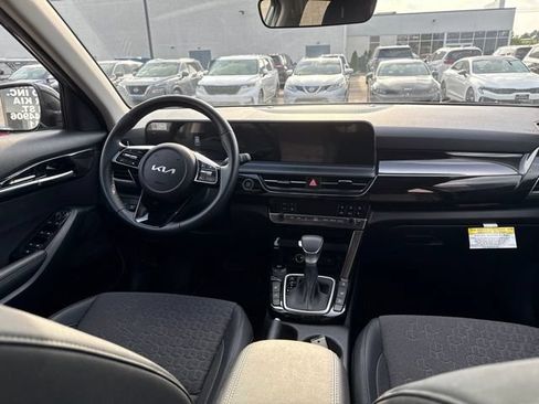 Certified 2026 Kia Seltos S AWD/4WD image 9