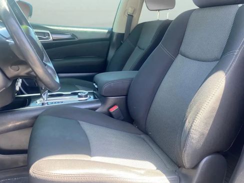 Used 2017 Nissan Pathfinder SV AWD/4WD image 26