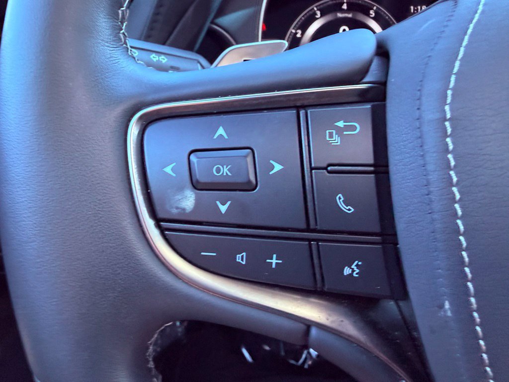 Certified 2023 Lexus LS 500 w/ Luxury Package RWD image 24